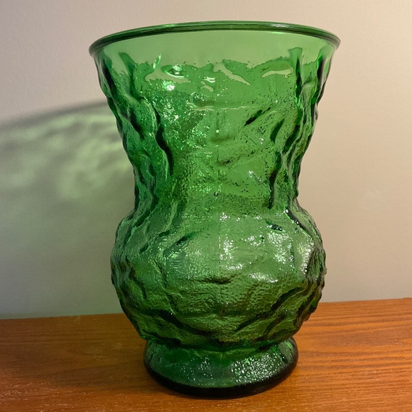 Vintage E.O. Brody Company Green Crinkle Glass Flower Vase 8” - Picture 3 of 13